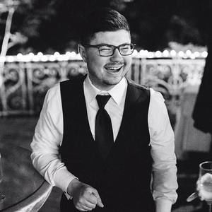 Meet your Posher, Christopher